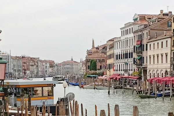 Italian Liaisons